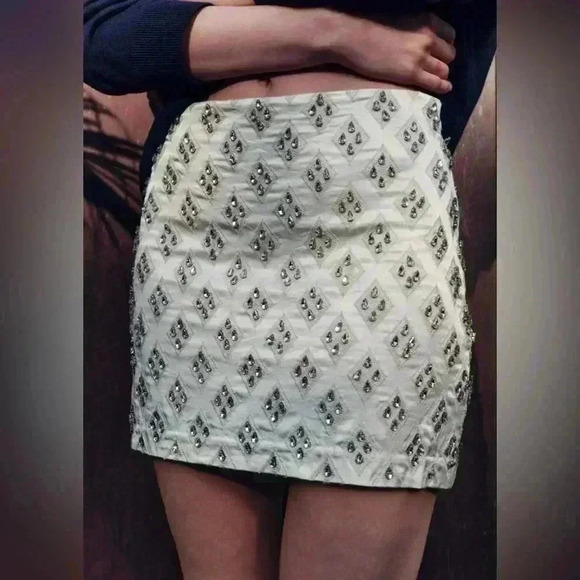 🔥🔥Zara Embellished mini skirt - Picture 1 of 6